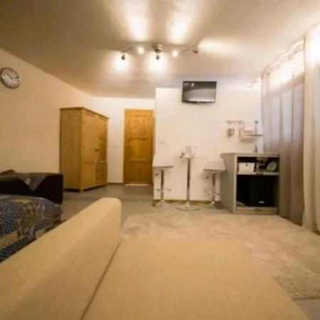Casa de hóspedes Monolocale Con Garage Aosta